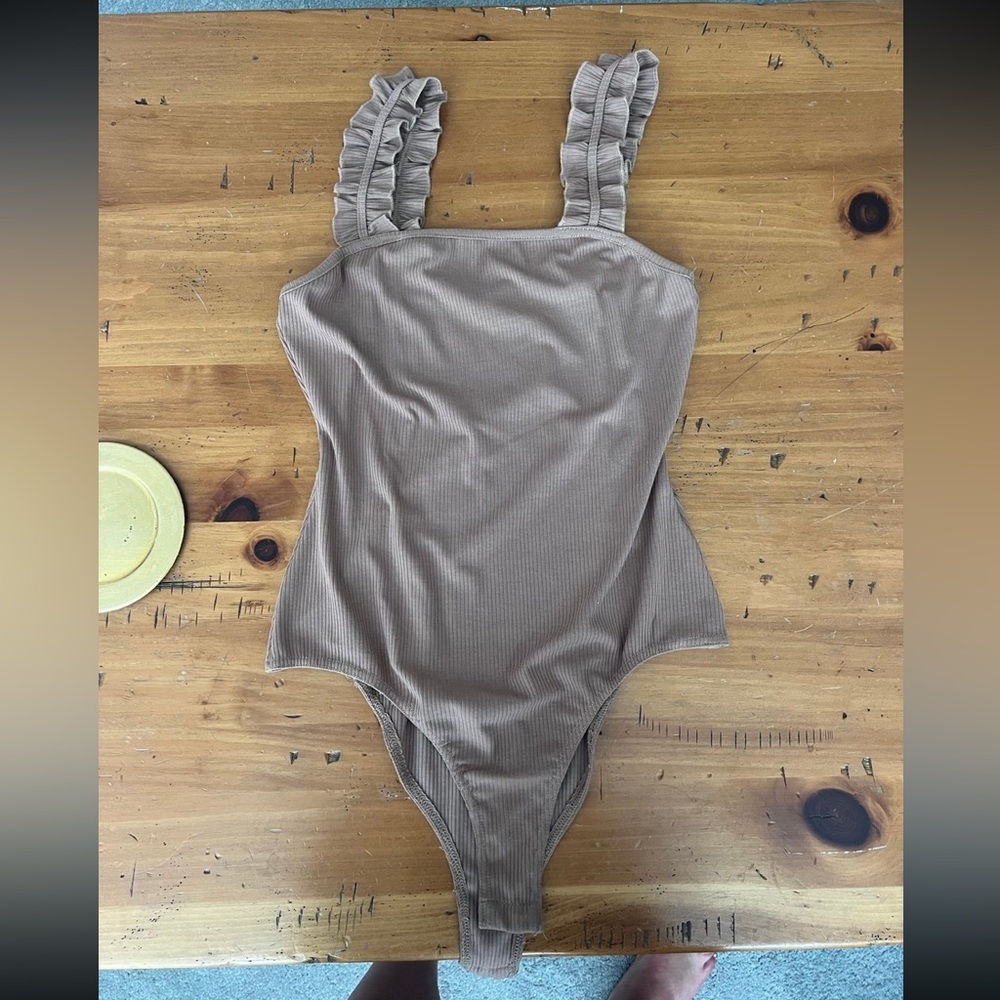 Tan ribbed ruffle strap bodysuit